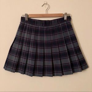 Med American Apparel Navy Plaid Pleated Skirt